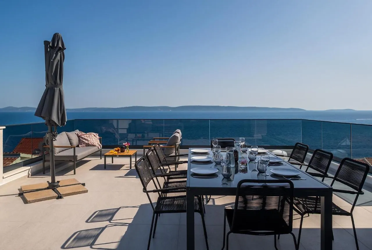 Villa Julian With A Heated Pool Trogir 0*,