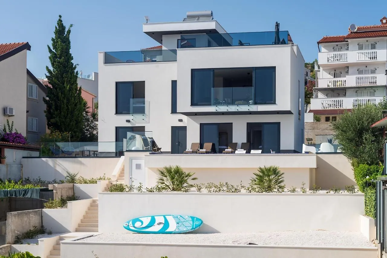 Villa Julian With A Heated Pool Trogir 0*,  Kroatien