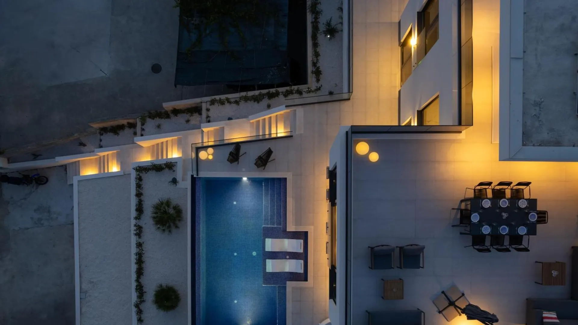 Villa Julian With A Heated Pool Trogir