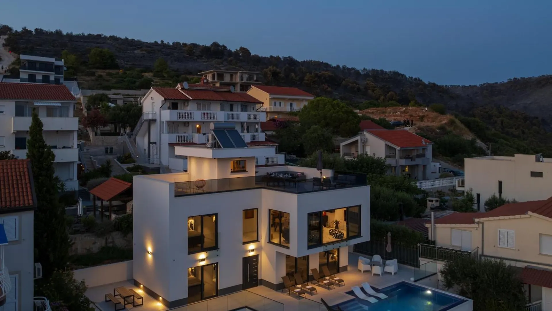 Villa Julian With A Heated Pool Trogir 0*,  Kroatien