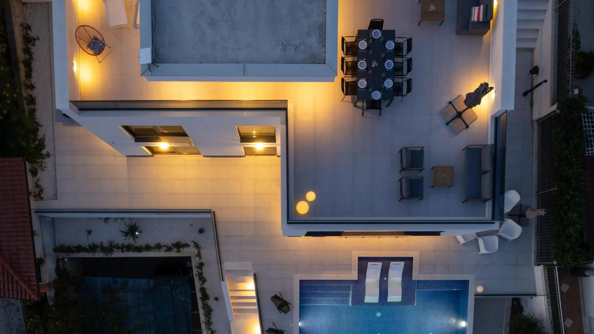Villa Julian With A Heated Pool Trogir